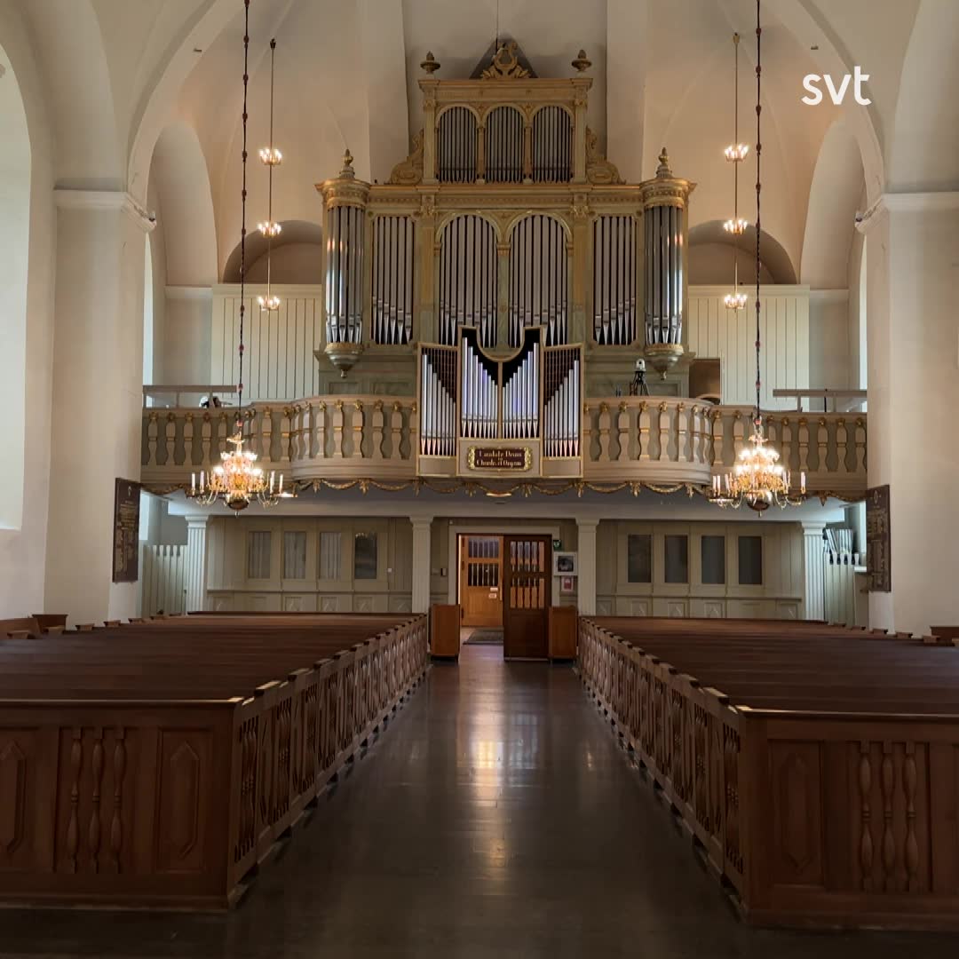 Domkyrkan i Karlstad erbjuder unga att prova på att spela orgel under sportlovet